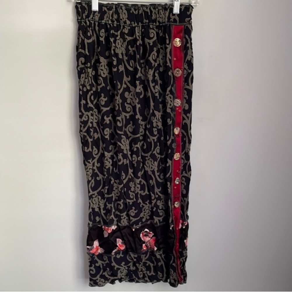 Vintage Nothing Matches Mixed Pattern
Art To Wear Midi Skirt Size S/M